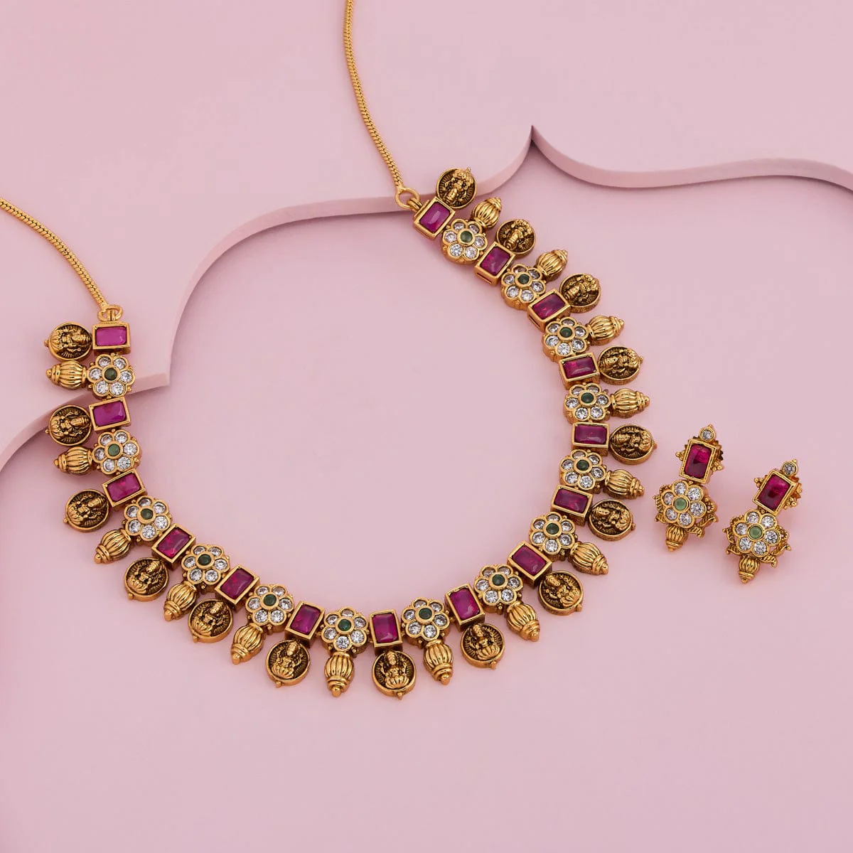 Antique Necklace 191125 - Image 2