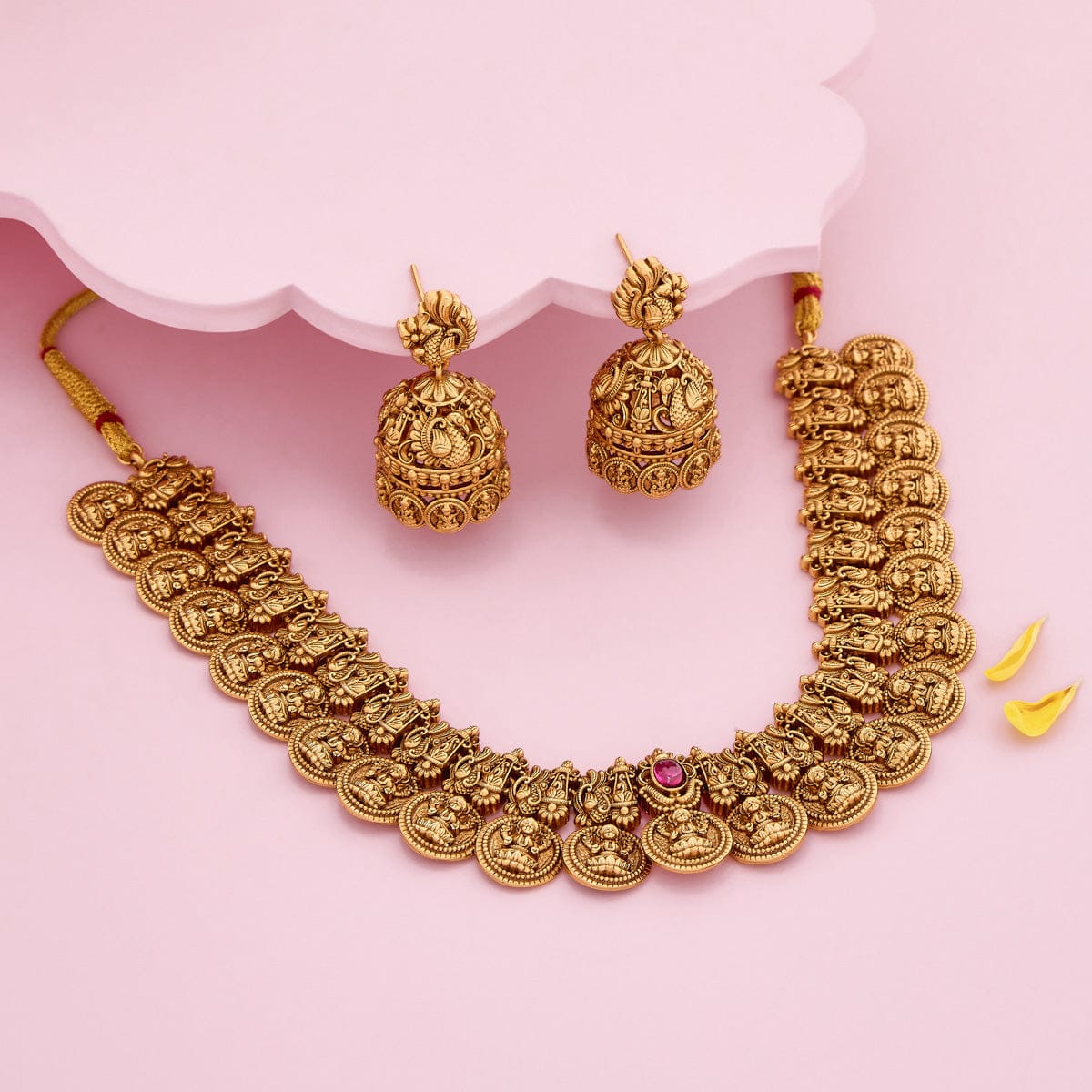 Antique Necklace 191609 - Image 2