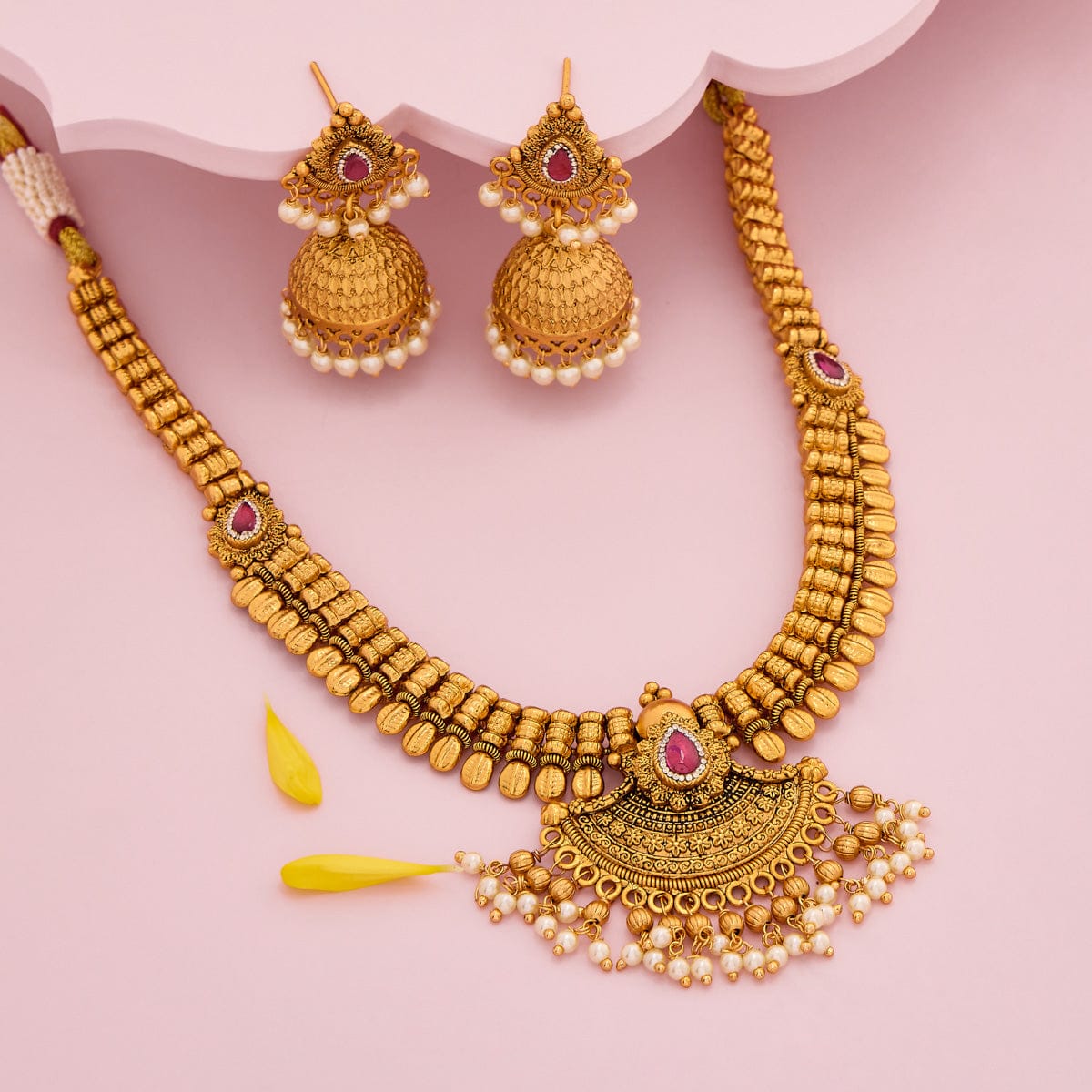 Antique Necklace 191620 - Image 2