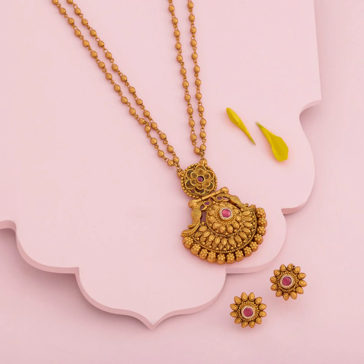 Antique Necklace 191621 - Image 2