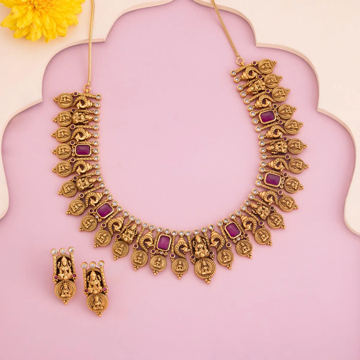 Antique Necklace 191636 - Image 2