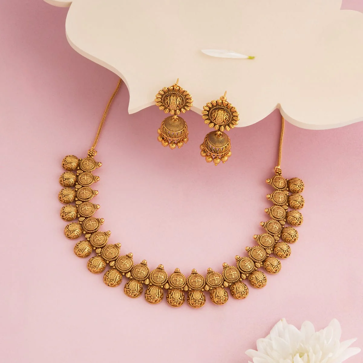 Antique Necklace 191641 - Image 2