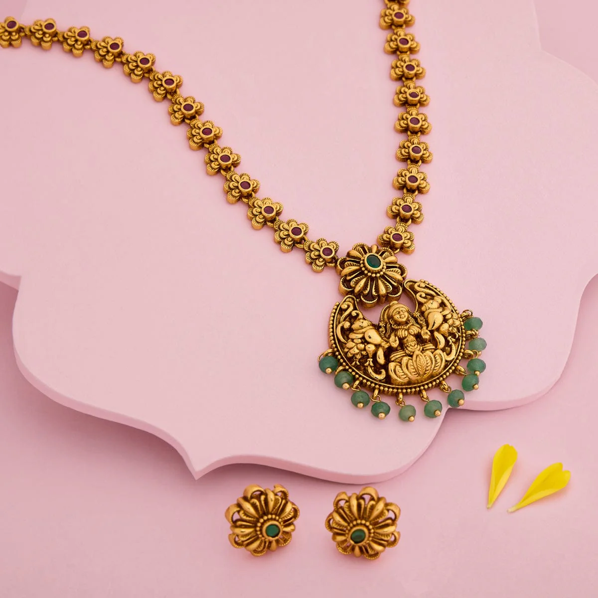 Antique Necklace 191859 - Image 2