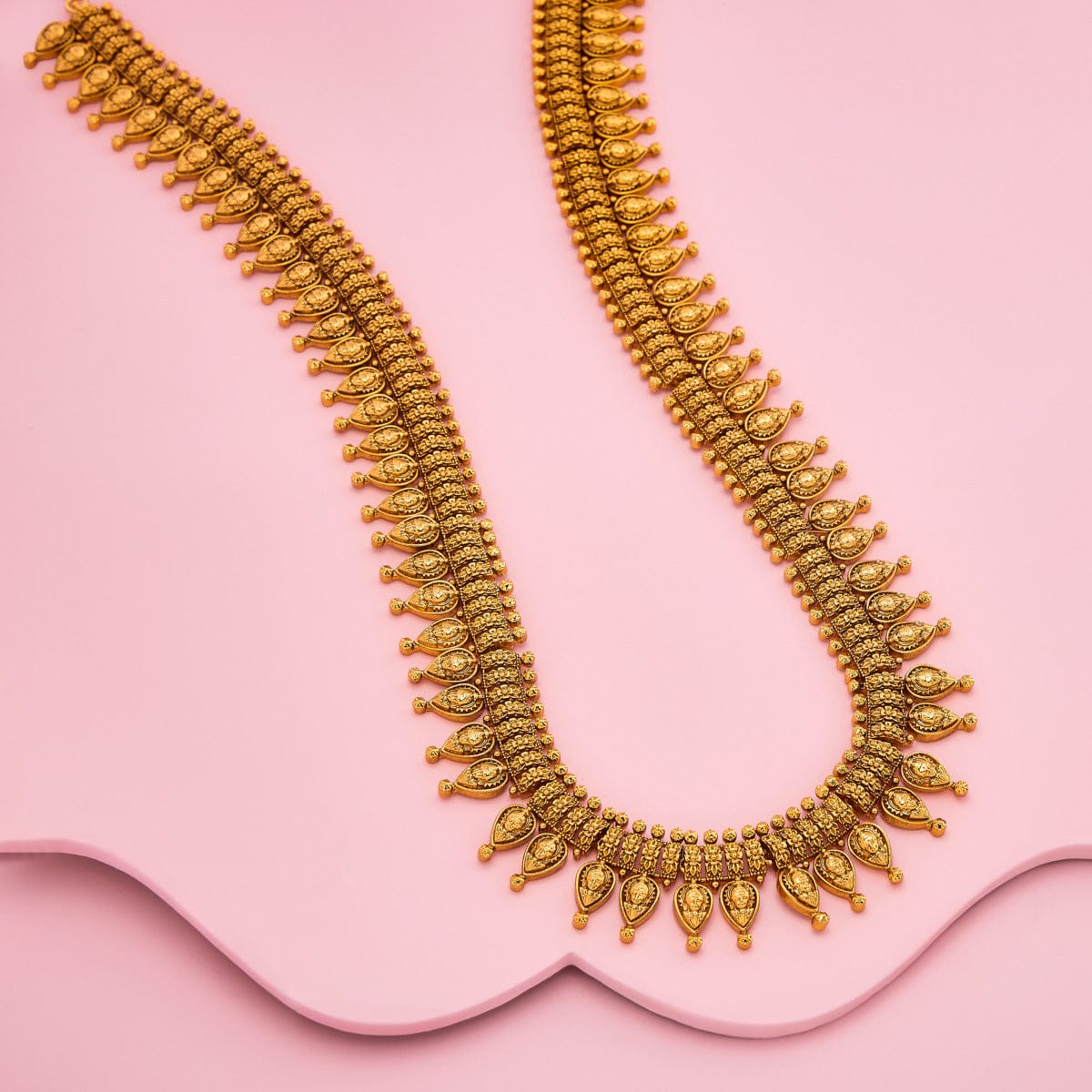 Antique Necklace 193215 - Image 2