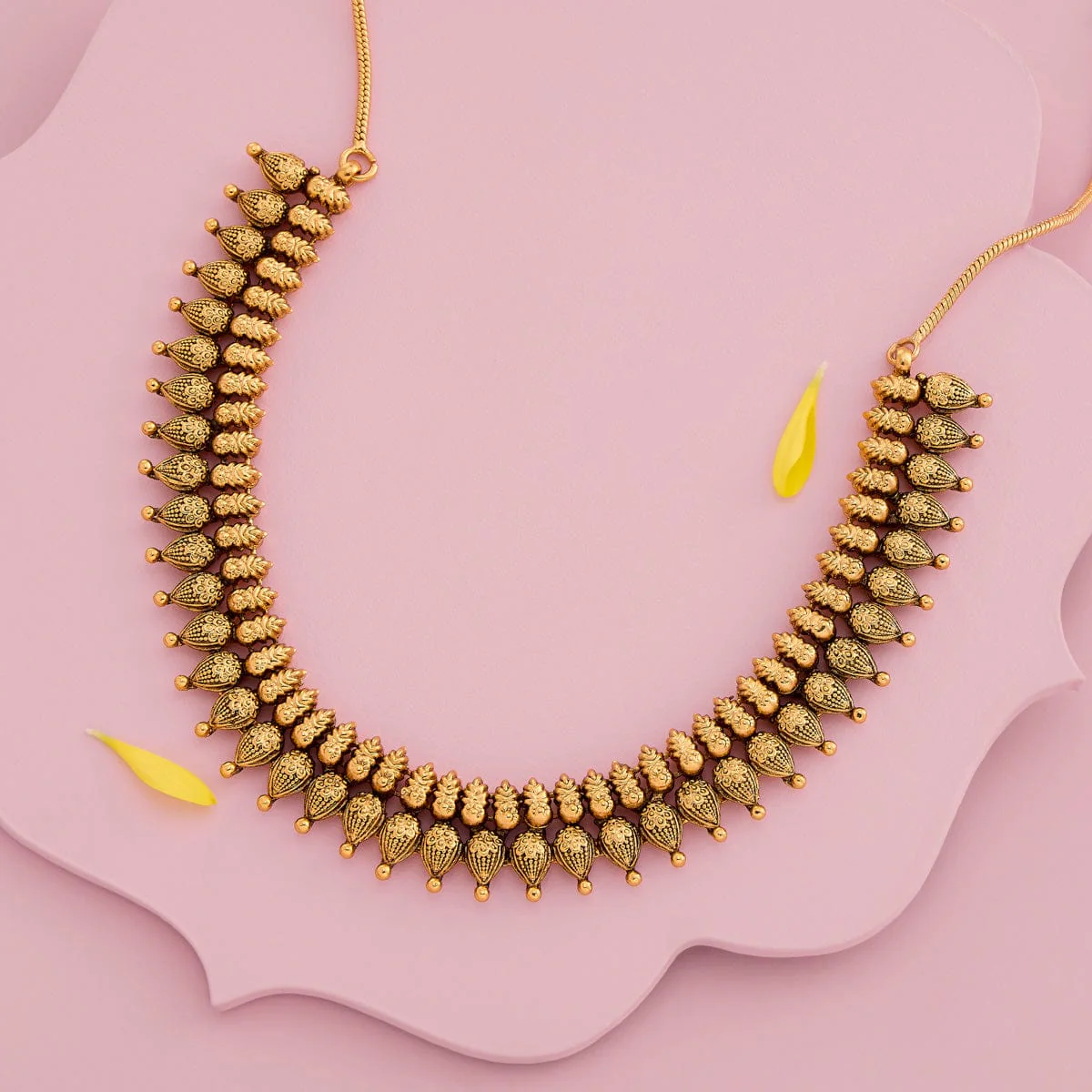 Antique Necklace 193230 - Image 2