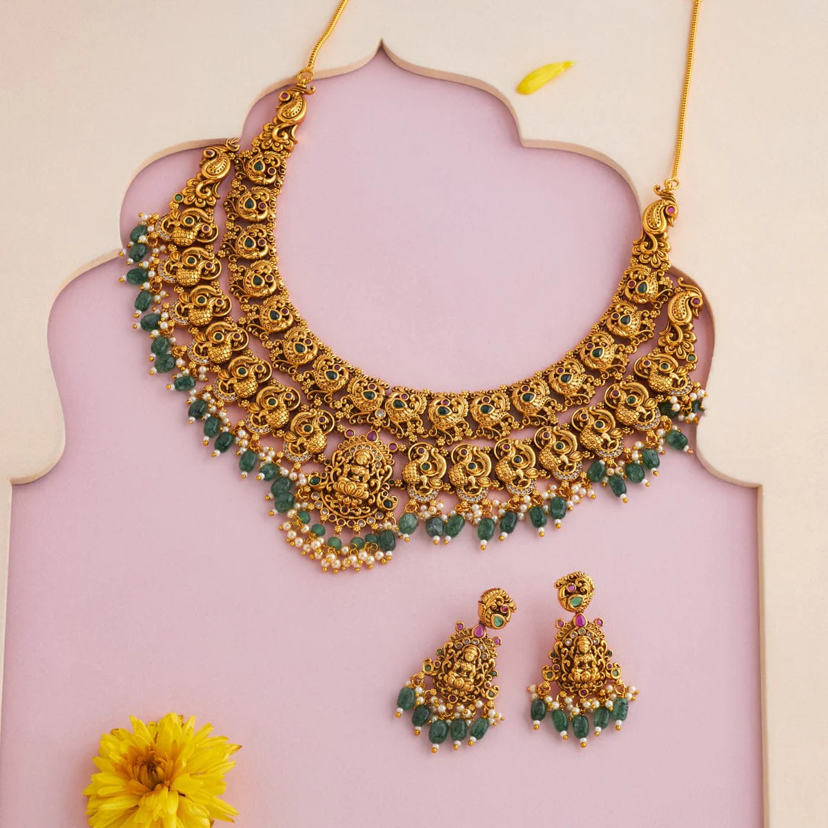 Antique Necklace 193462 - Image 2
