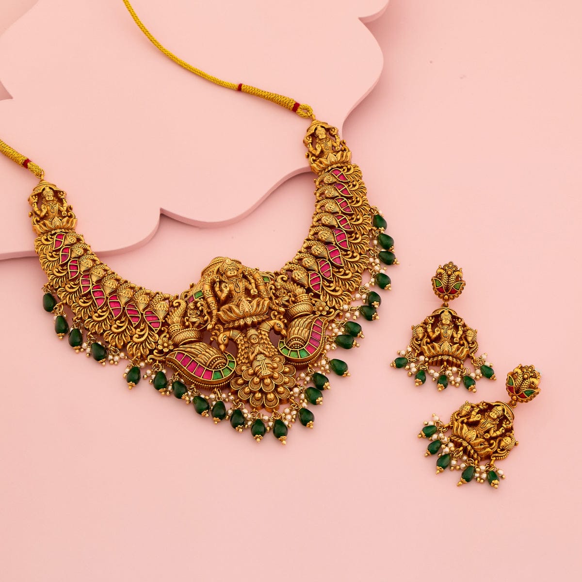 Antique Necklace 193516 - Image 2