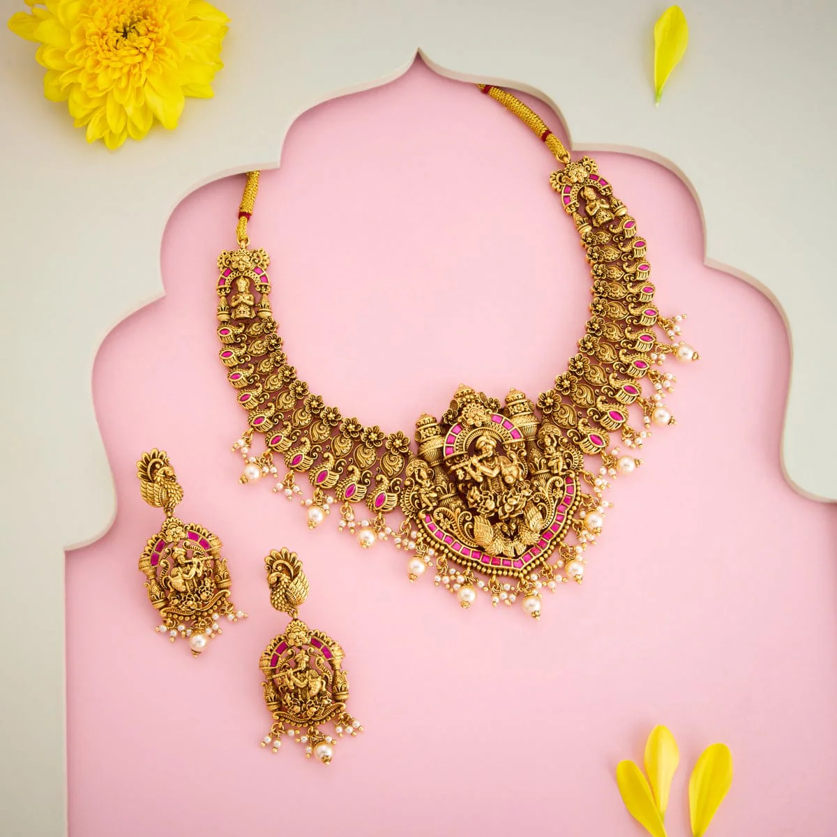 Antique Necklace 193517 - Image 2