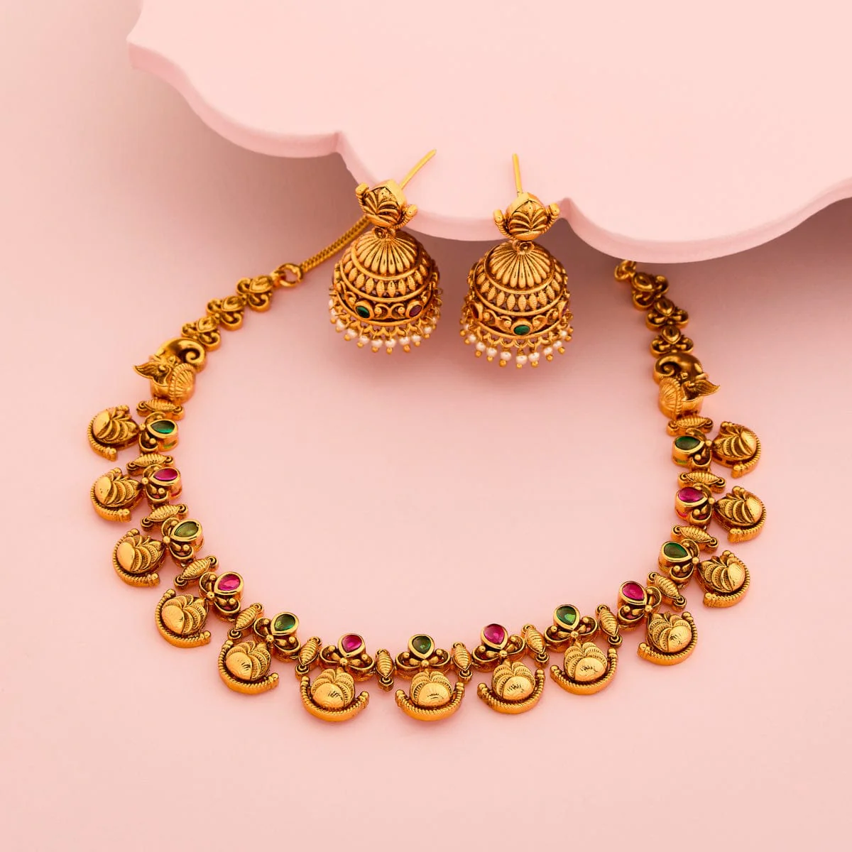 Antique Necklace 193568 - Image 2