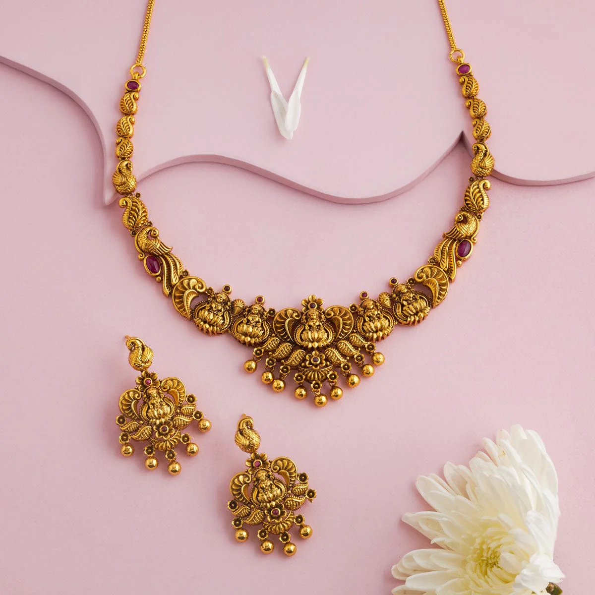 Antique Necklace 193577 - Image 2