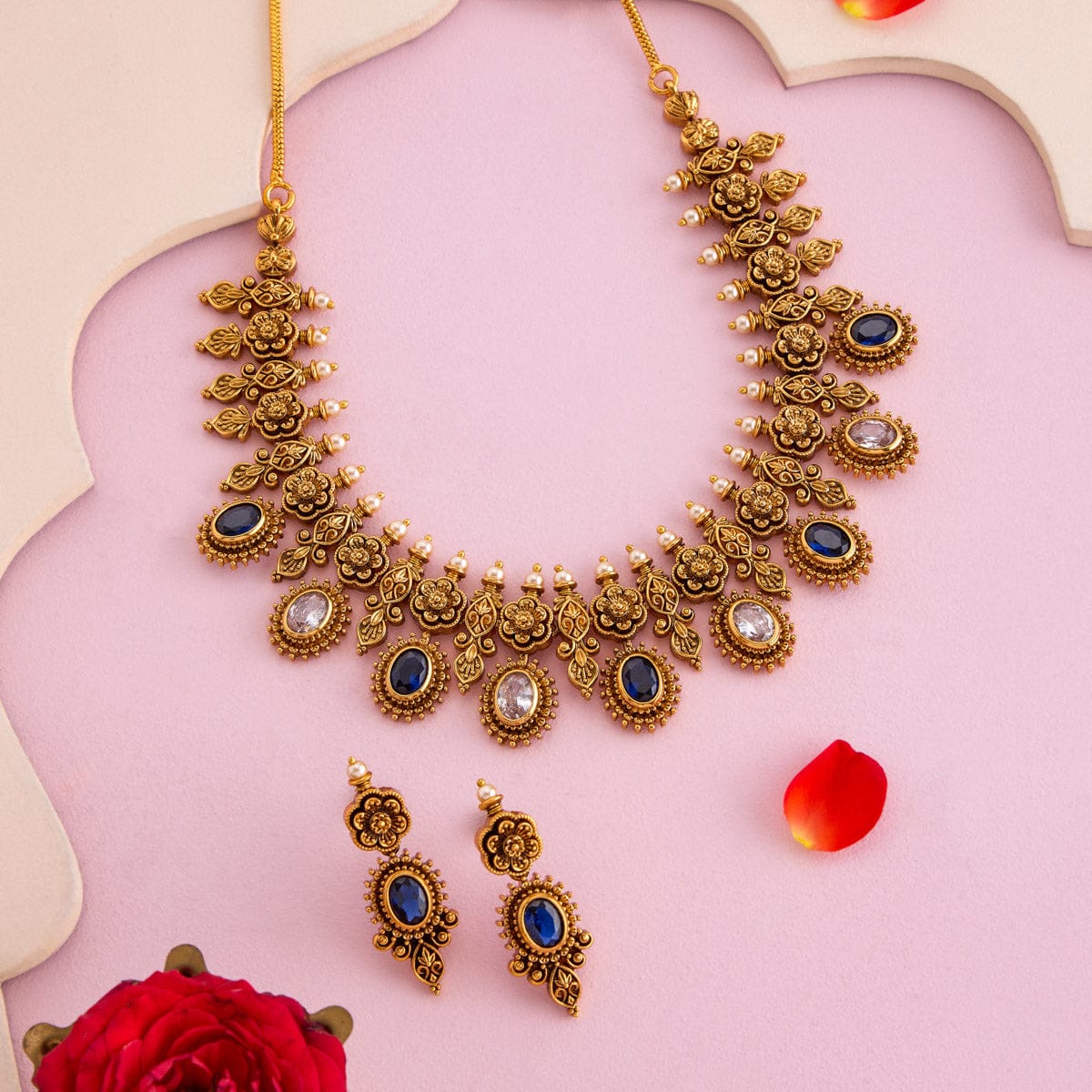 Antique Necklace 193580 - Image 12