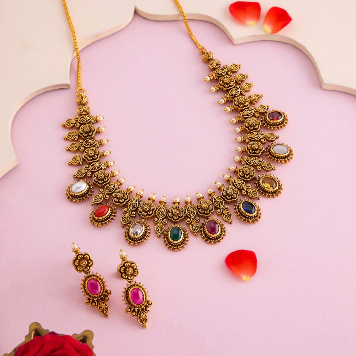 Antique Necklace 193580 - Image 18