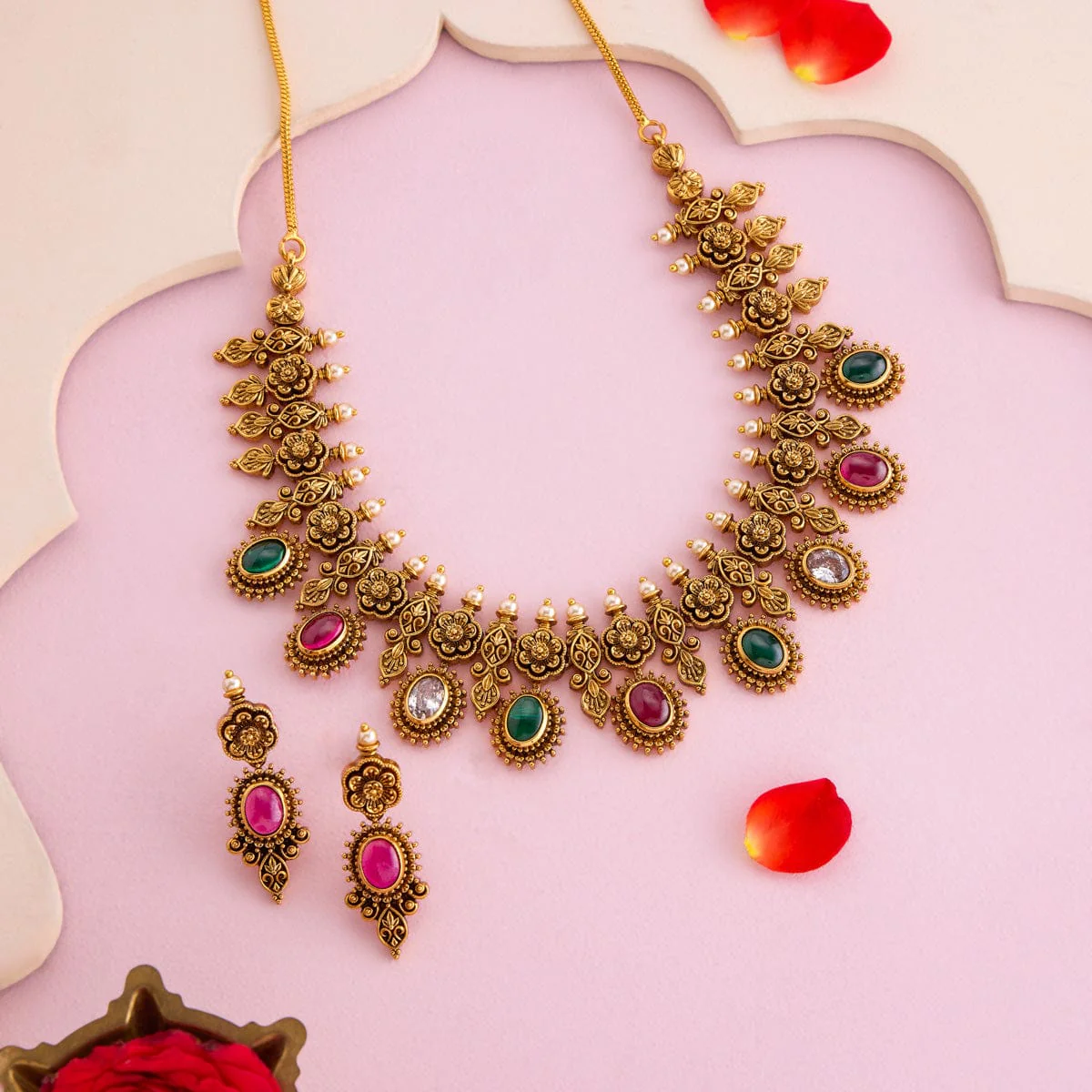 Antique Necklace 193580 - Image 2