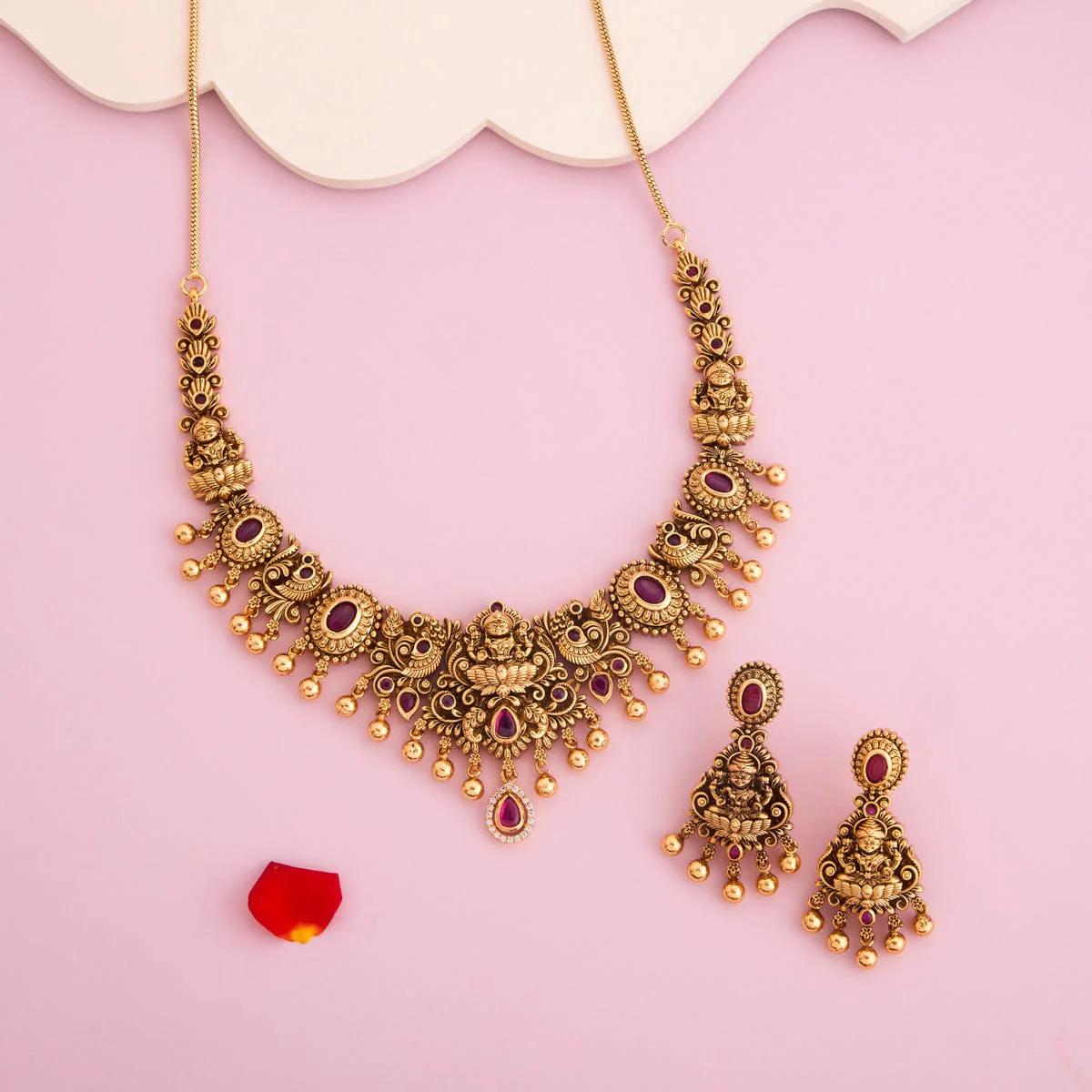 Antique Necklace 193638 - Image 2
