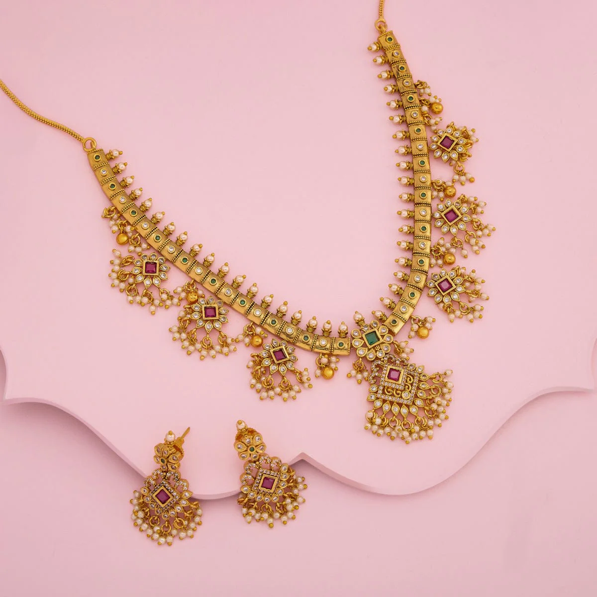 Antique Necklace 193642 - Image 2