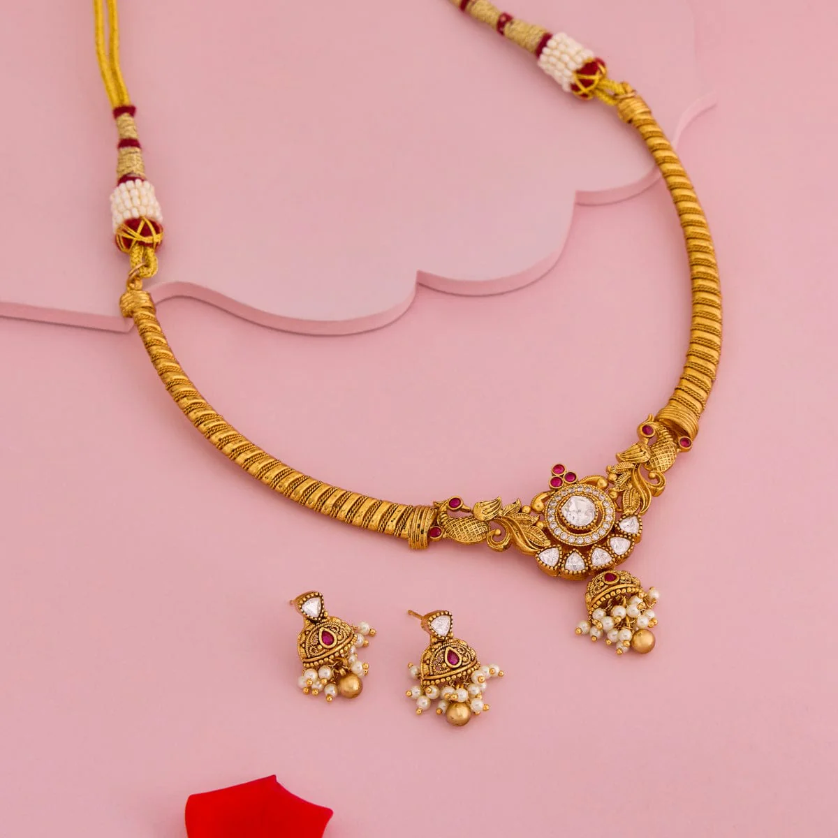 Antique Necklace 193822 - Image 2