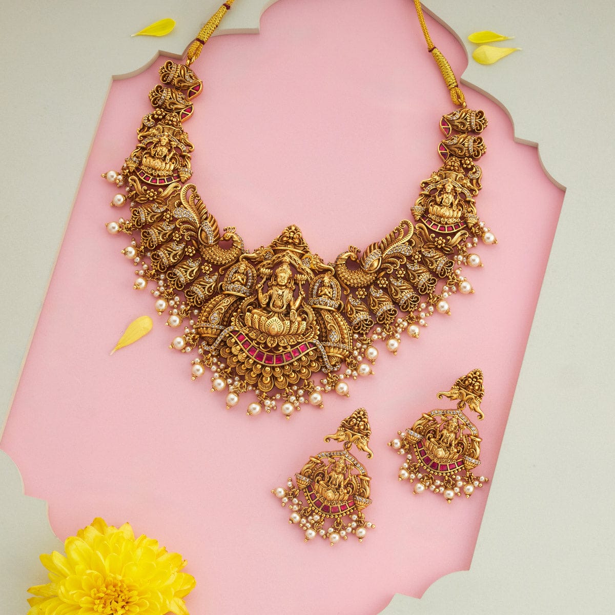 Antique Necklace 193840 - Image 2