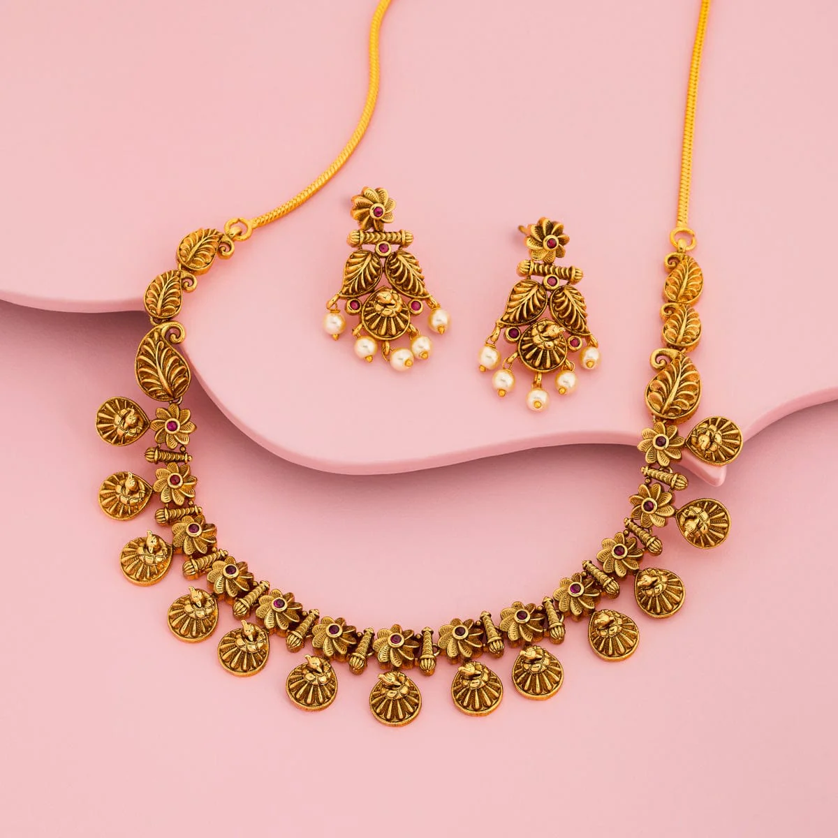 Antique Necklace 193957 - Image 2