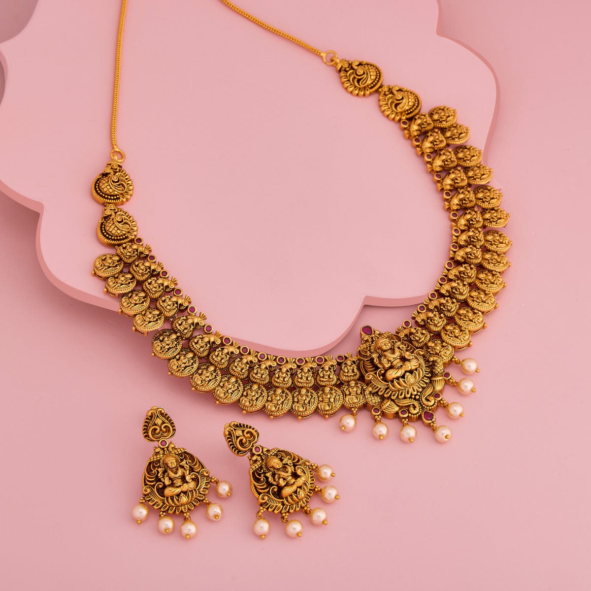 Antique Necklace 195052 - Image 2
