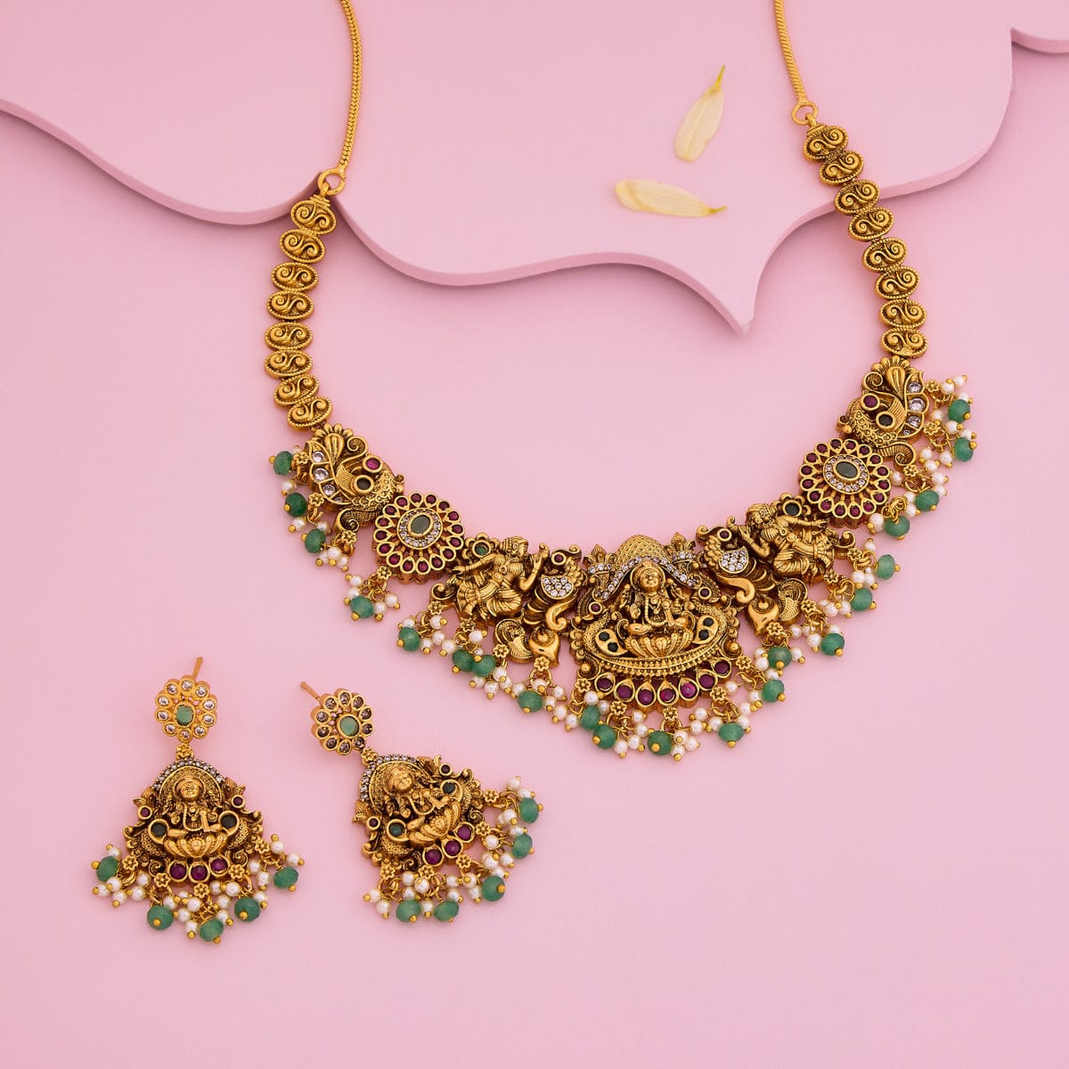 Antique Necklace 195070 - Image 2