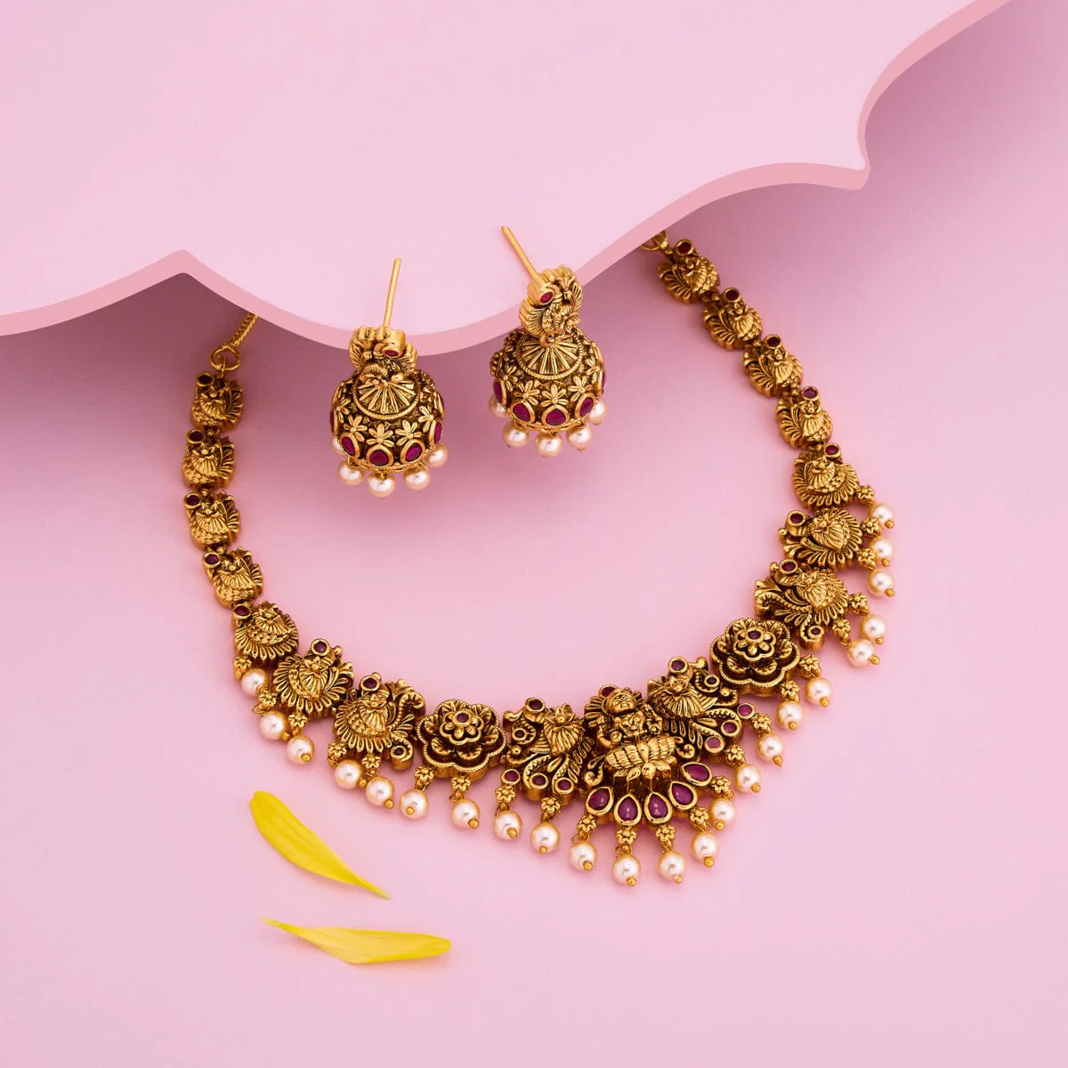 Antique Necklace 195074 - Image 2