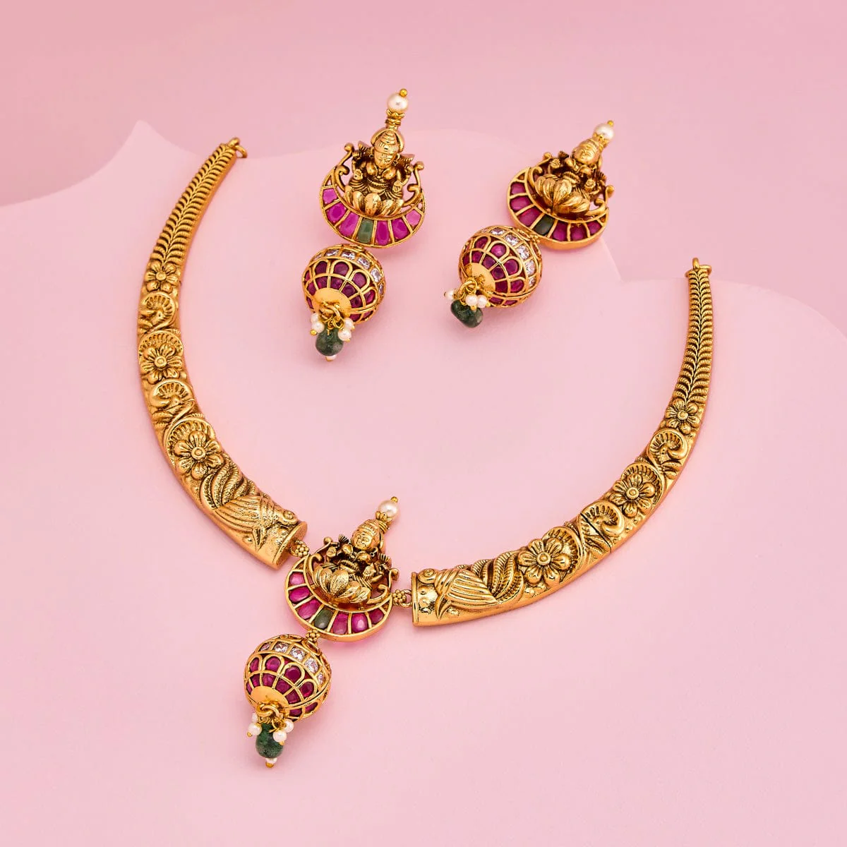 Antique Necklace 195076 - Image 2