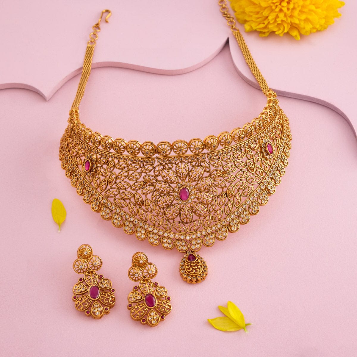 Antique Necklace 195081 - Image 2