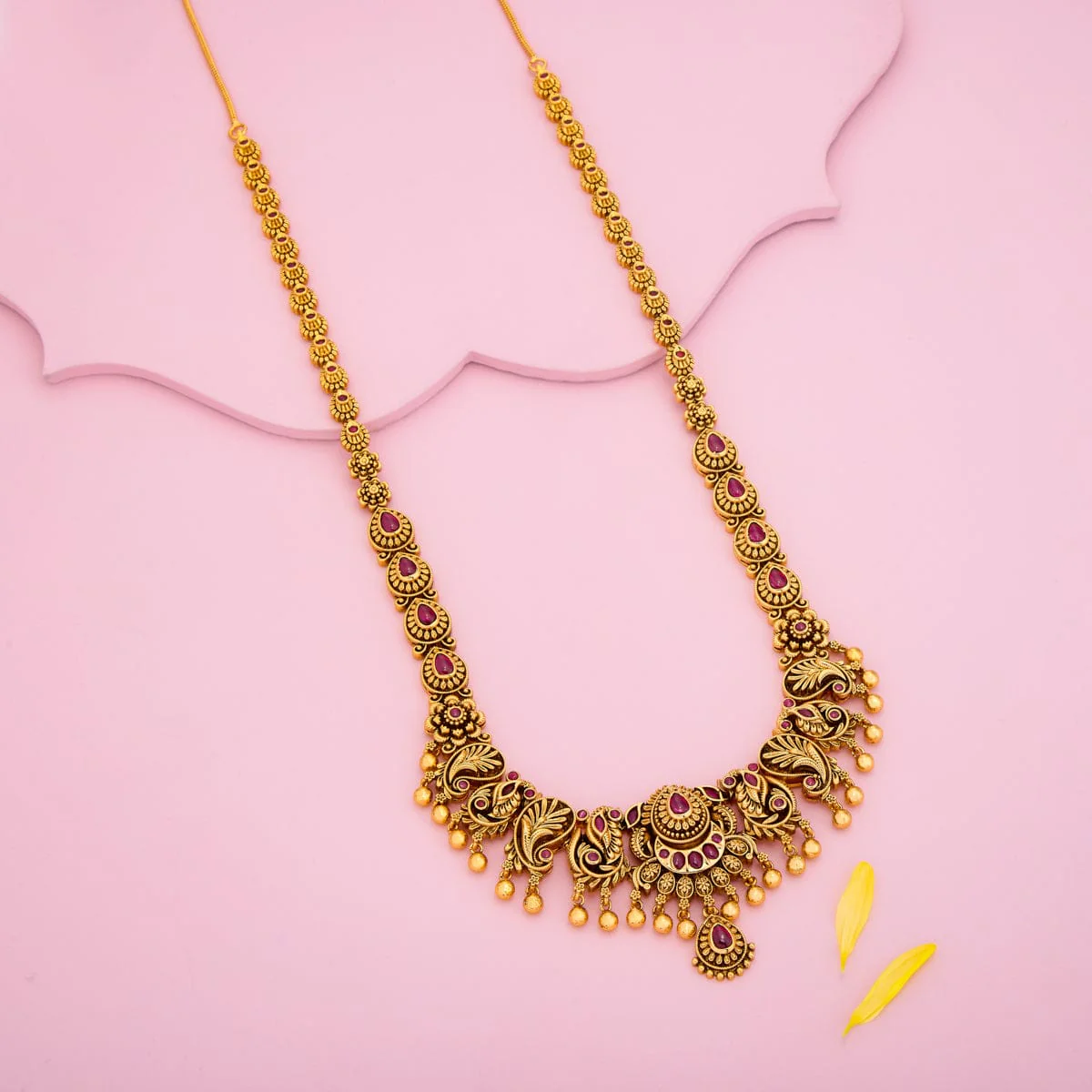 Antique Necklace 195087 - Image 2