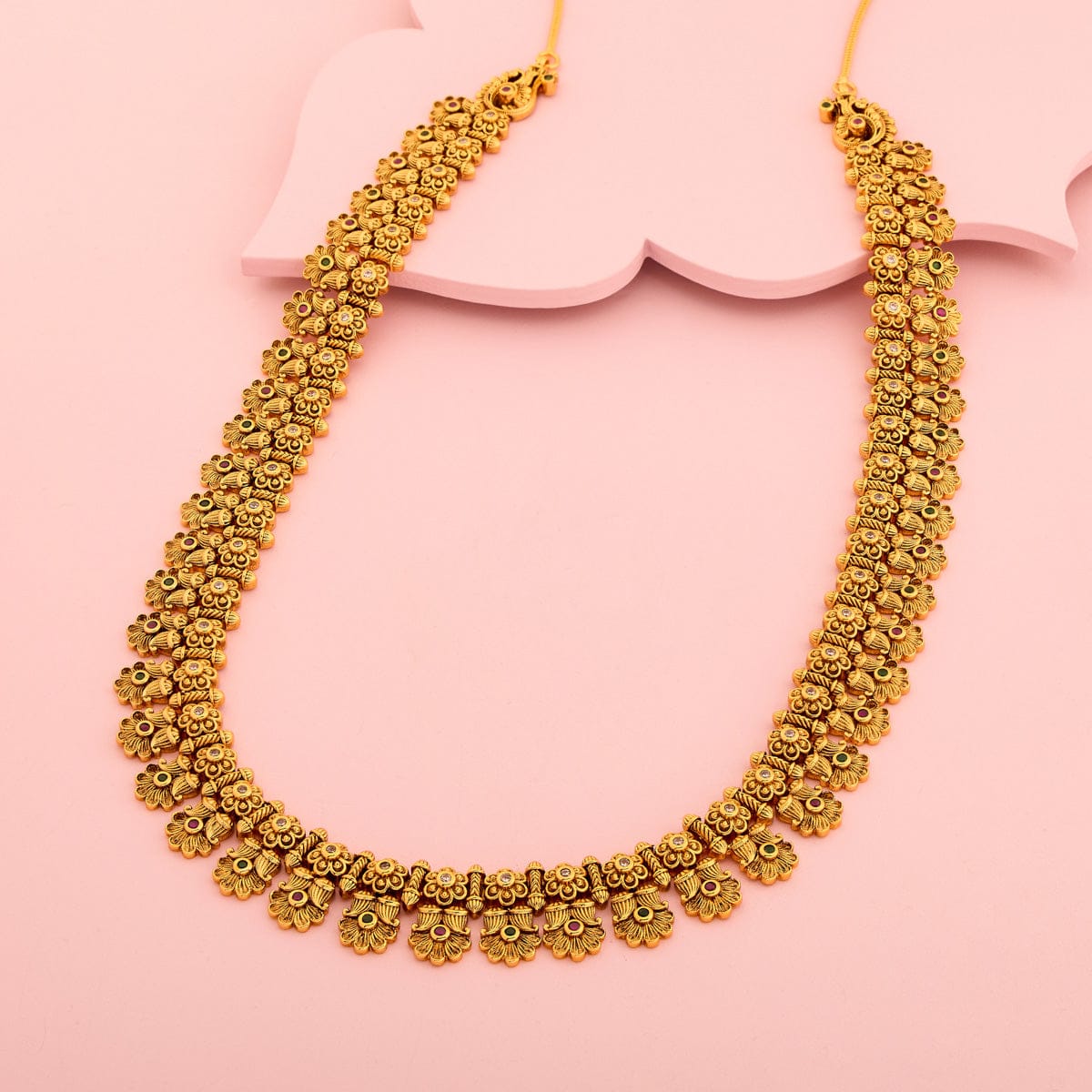 Antique Necklace 195088 - Image 2