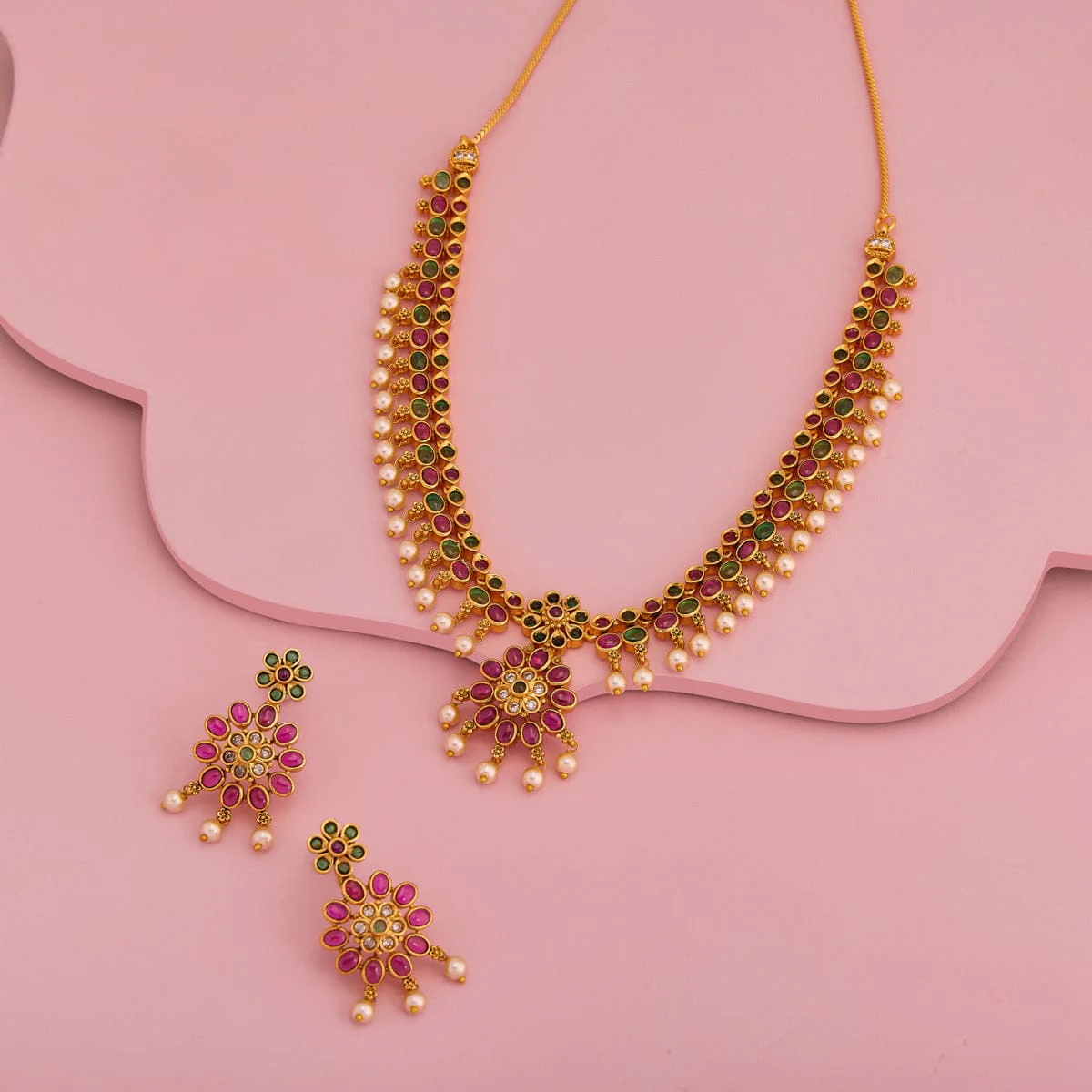 Antique Necklace 195162 - Image 2