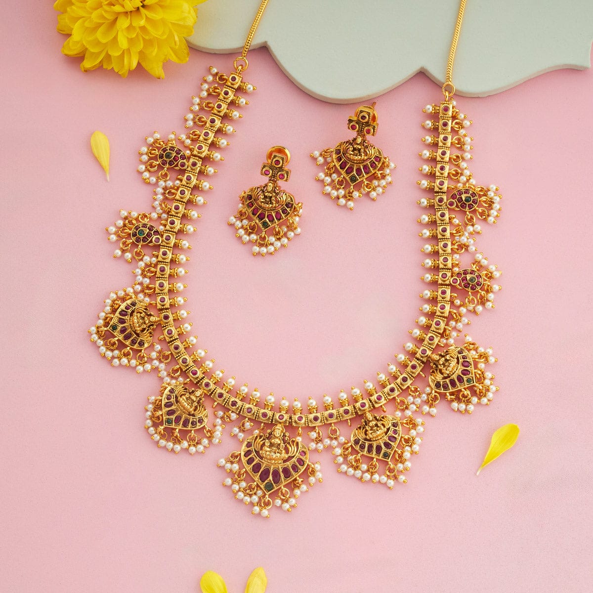Antique Necklace 195164 - Image 2