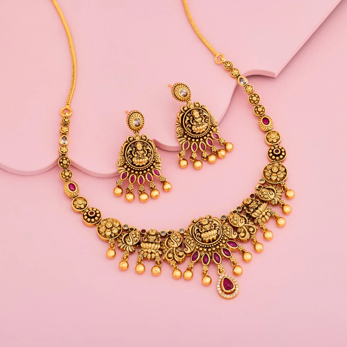 Antique Necklace 195729 - Image 2