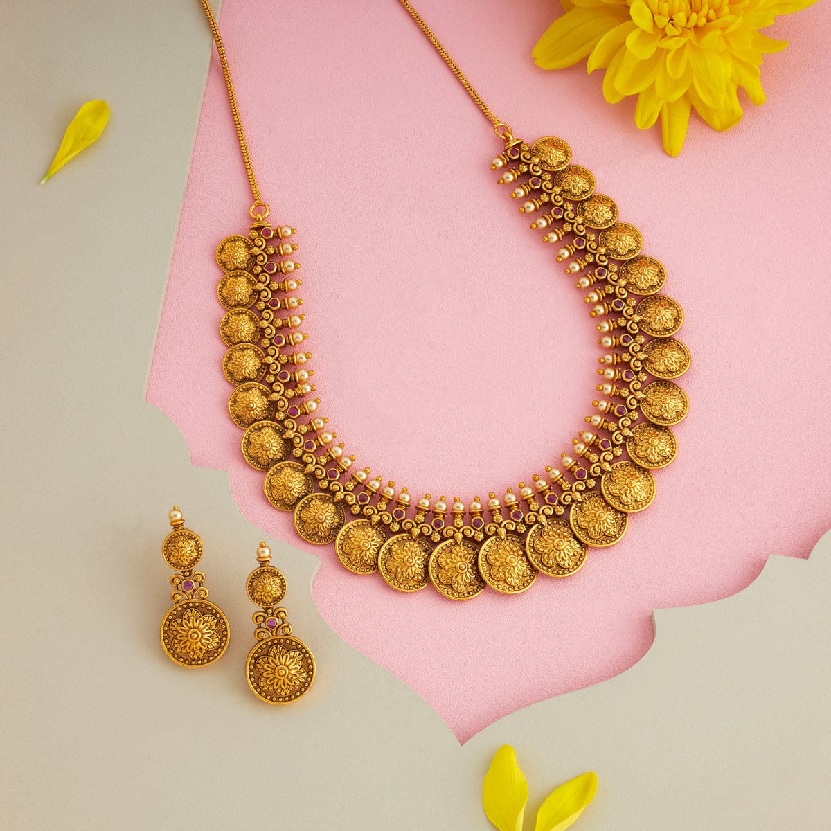 Antique Necklace 195730 - Image 2