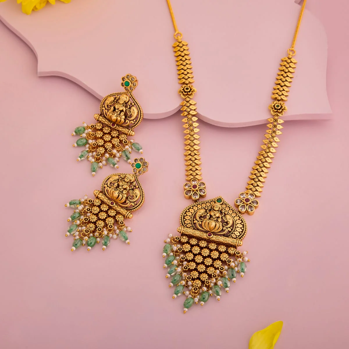 Antique Necklace 196749 - Image 2