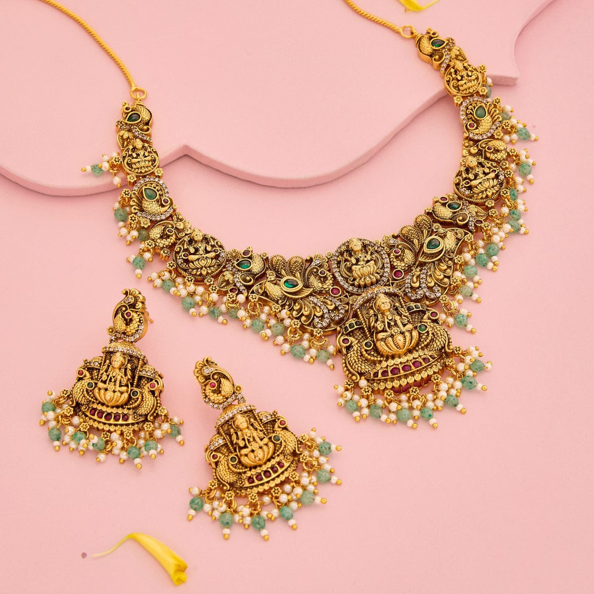 Antique Necklace 196751 - Image 2