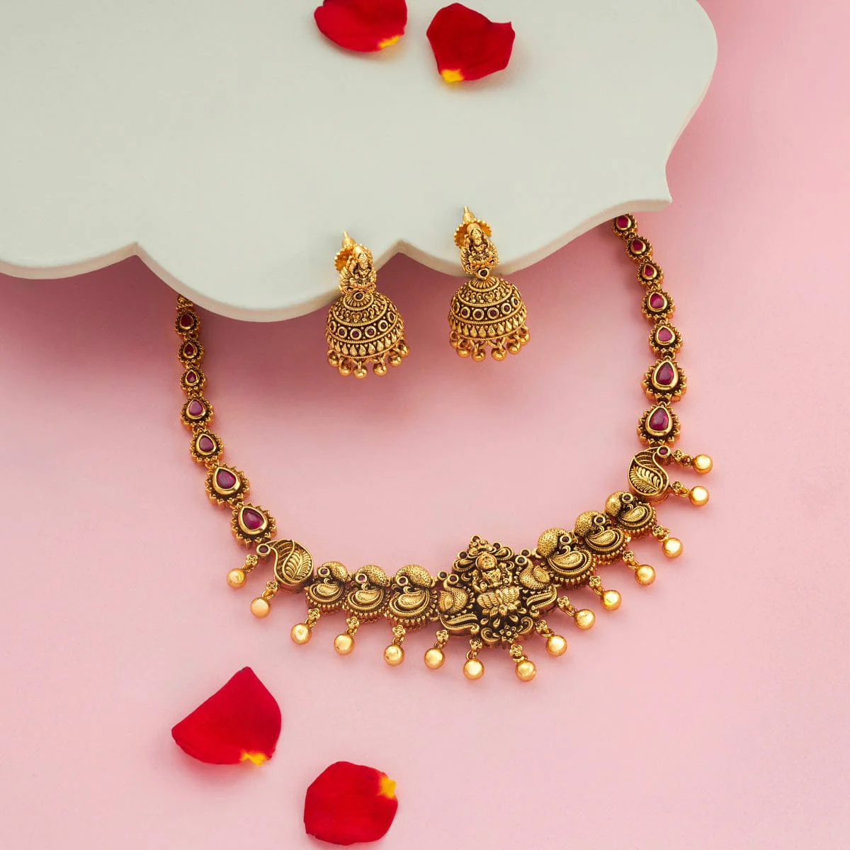 Antique Necklace 197129 - Image 2