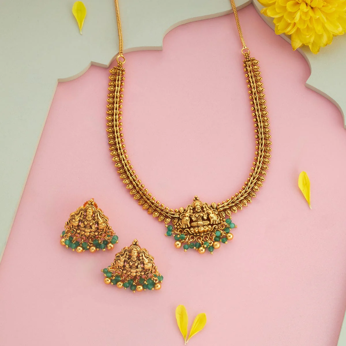 Antique Necklace 197131 - Image 8