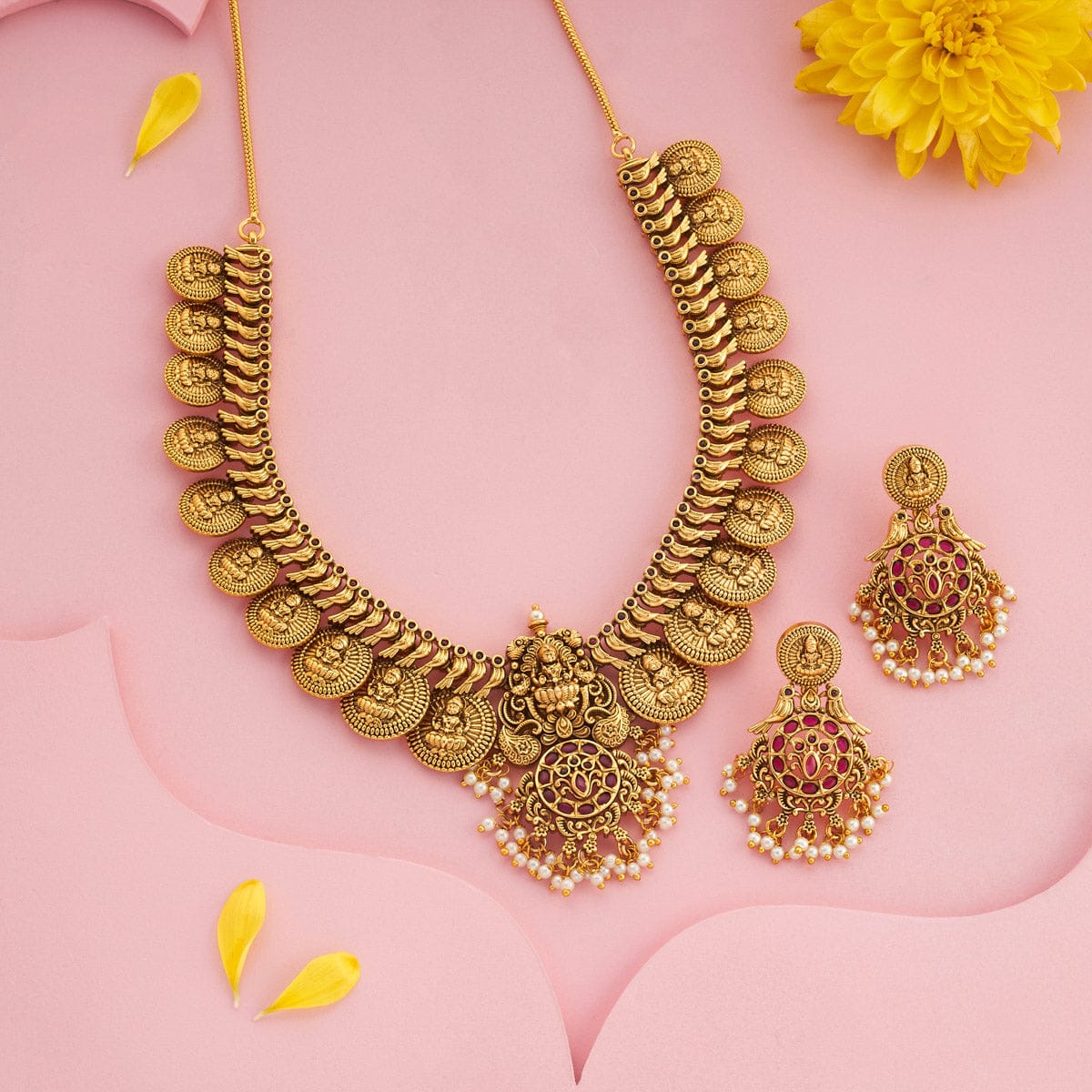 Antique Necklace 197296 - Image 2