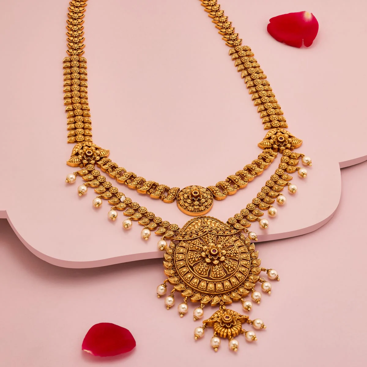 Antique Necklace 197359 - Image 2
