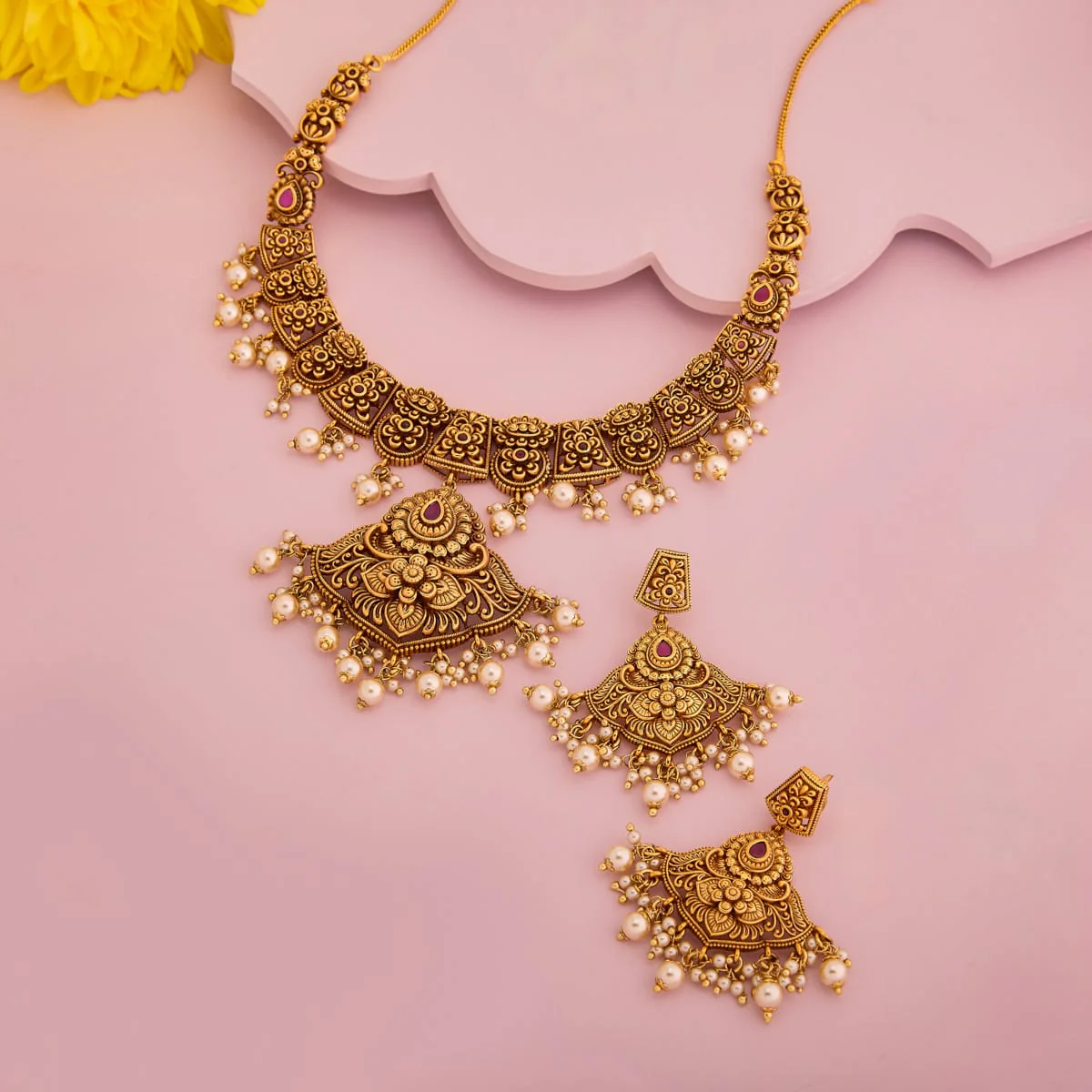 Antique Necklace 197517 - Image 2