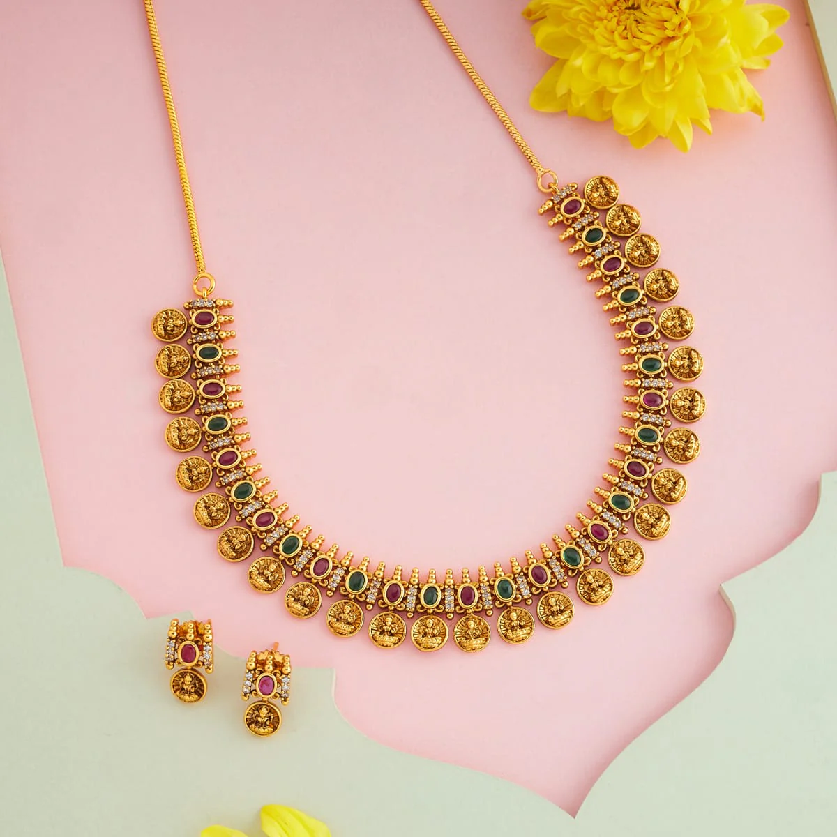 Antique Necklace 197774 - Image 2