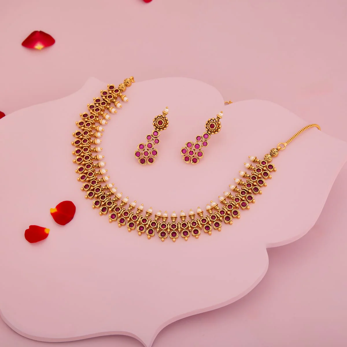 Antique Necklace 198775 - Image 2