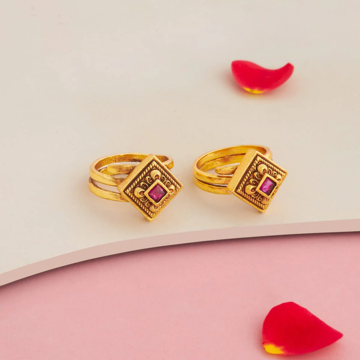 Antique Toe Ring 197528 - Image 2
