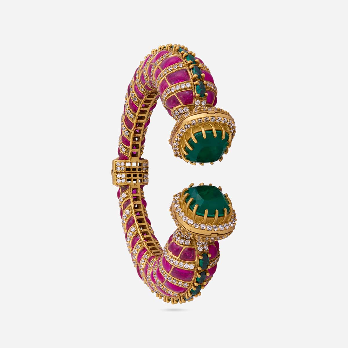 Kundan Kada 193730