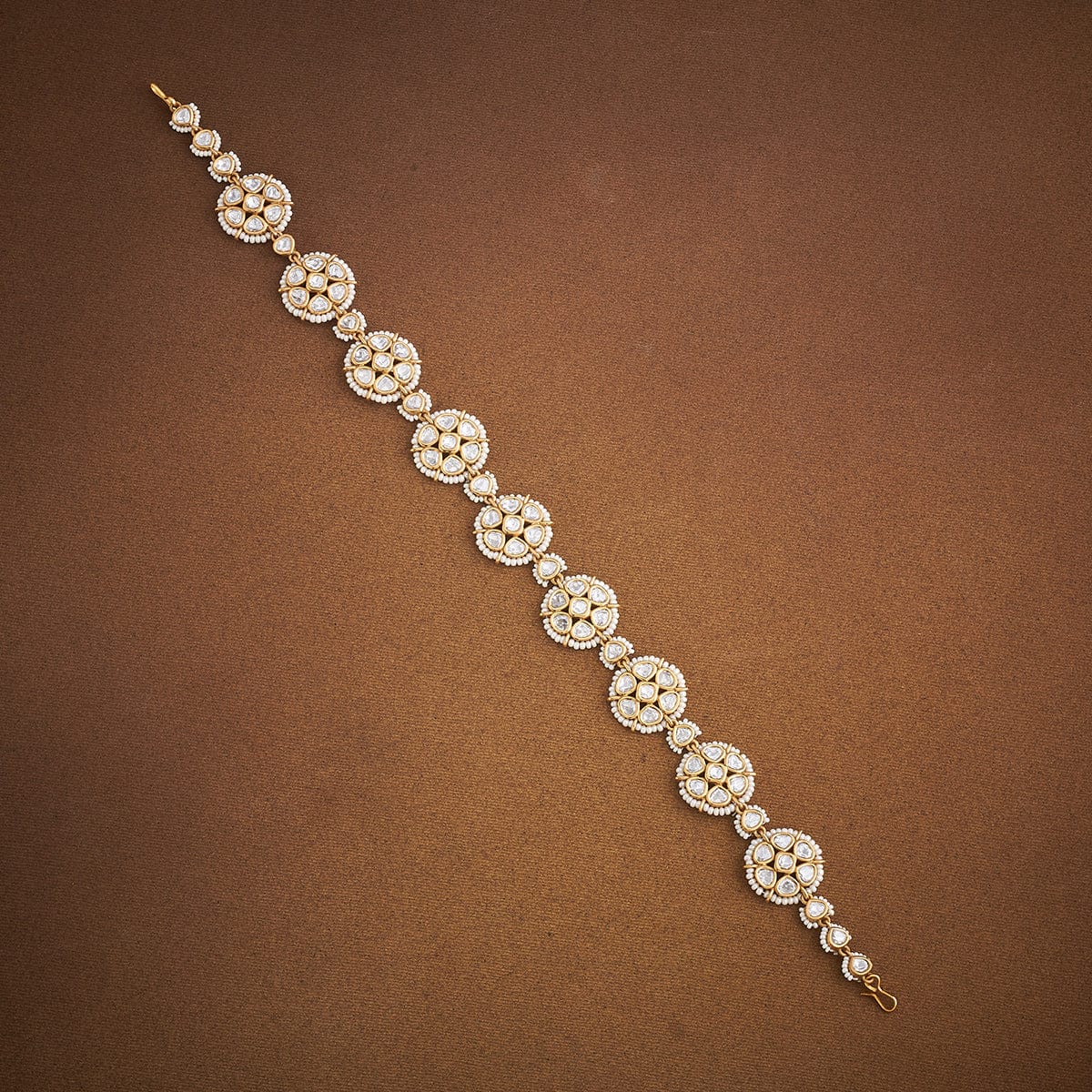 Kundan Tikka 157421 - Image 5