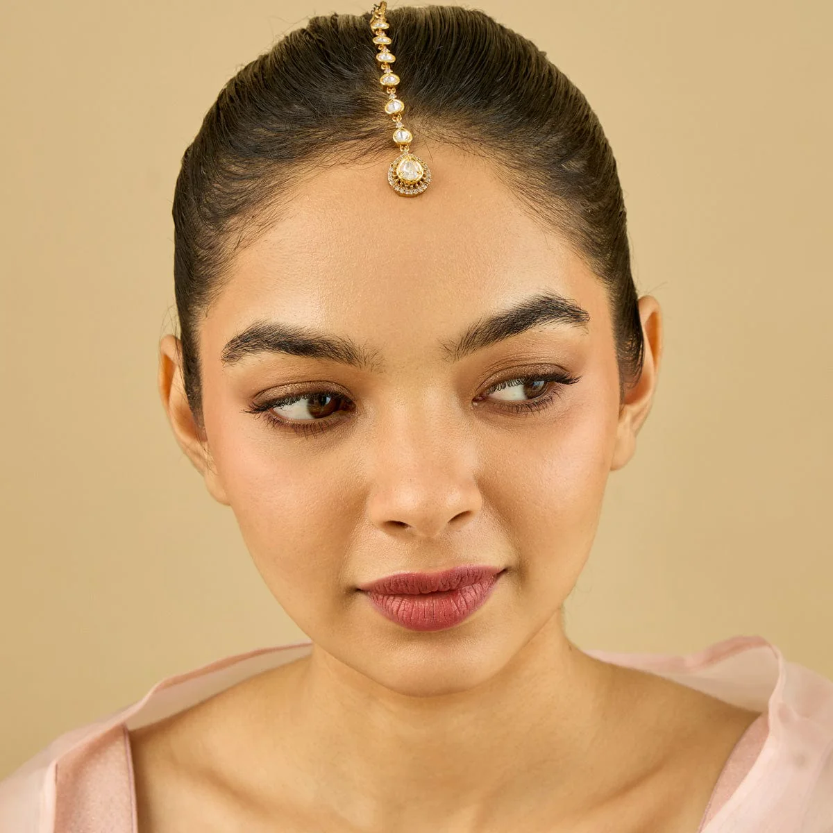 Kundan Tikka 185457 - Image 9