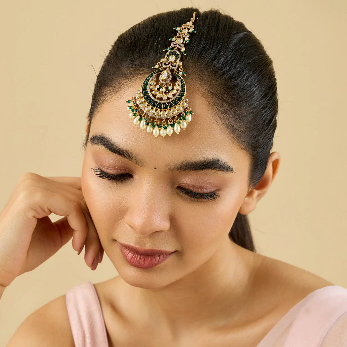 Kundan Tikka 186655 - Image 6