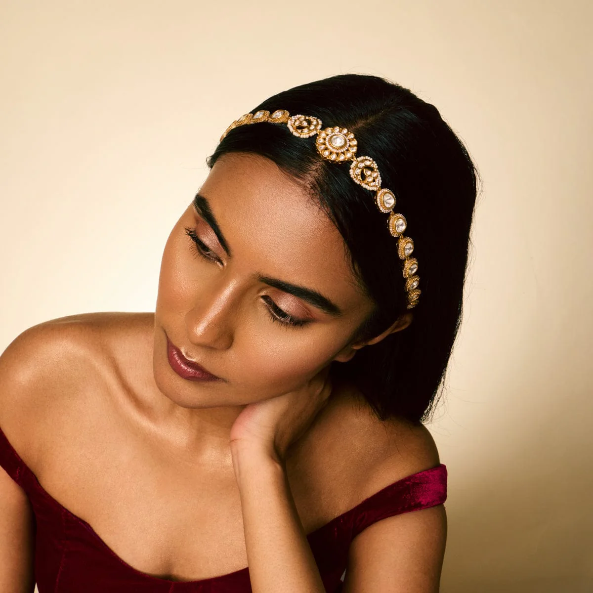 Kundan Tikka 193691 - Image 3