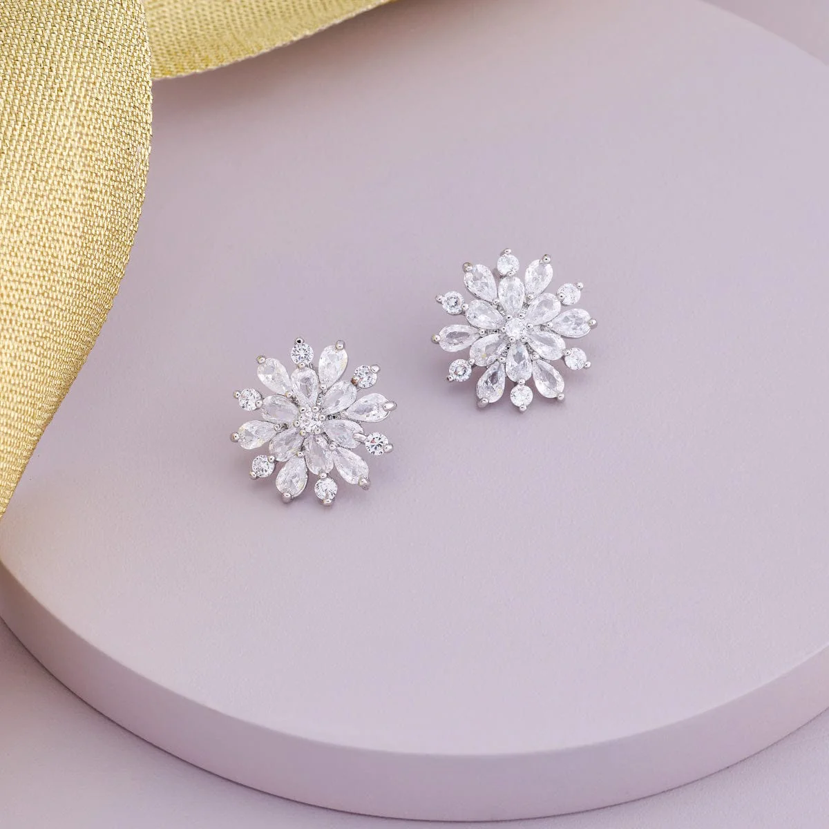 Trendy Earring 138298 - Image 3