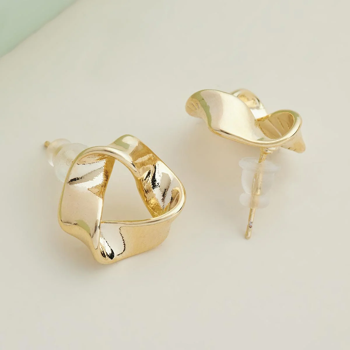 Trendy Earring 144543 - Image 2